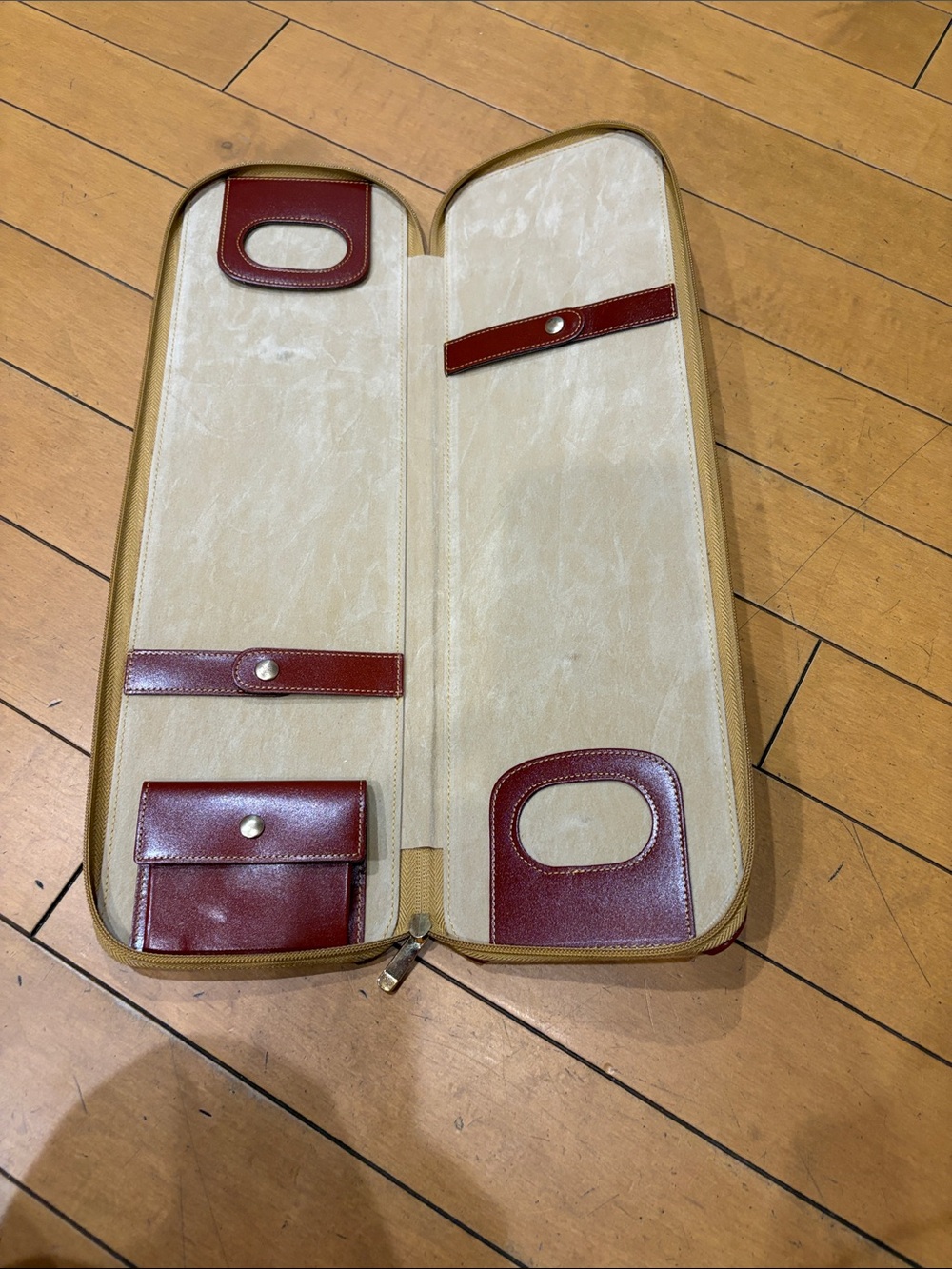 Men's Travel Tie, Cufflinks and Accessory Case in Burgundy and Tan
